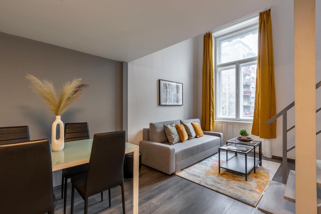 Deluxe Residence By Bella Budapest Exterior photo